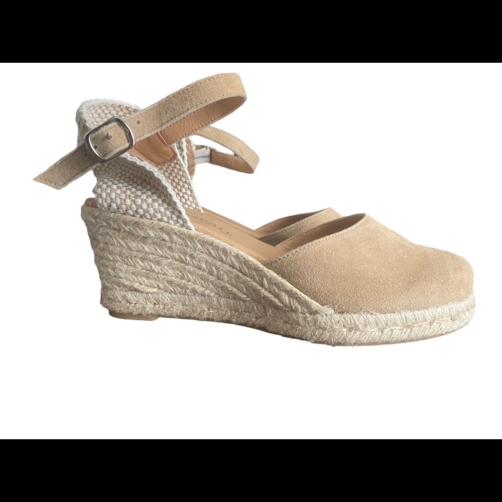 GENTLY USED Boho Paseart Wedges